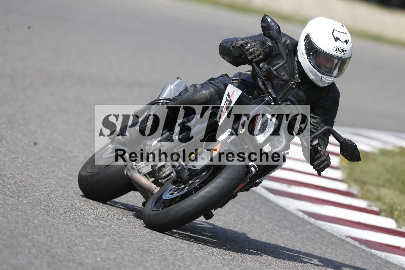 Archiv-2025/49 26.08.2025 Cornu Master School ADR/gruen-vert/15